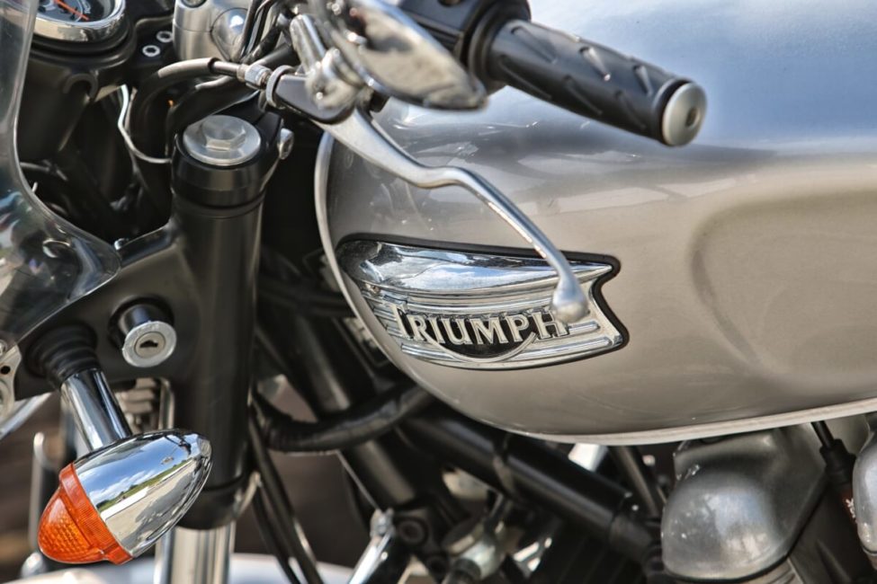 Klasyczny Triumph 3 002